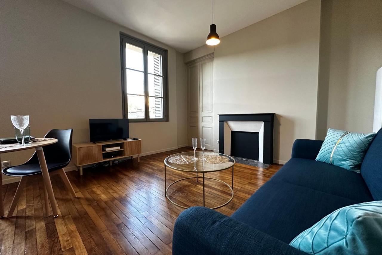 Le Magistral Beautiful One-Bedroom Apartment In The Historic Heart Of Тур Екстериор снимка