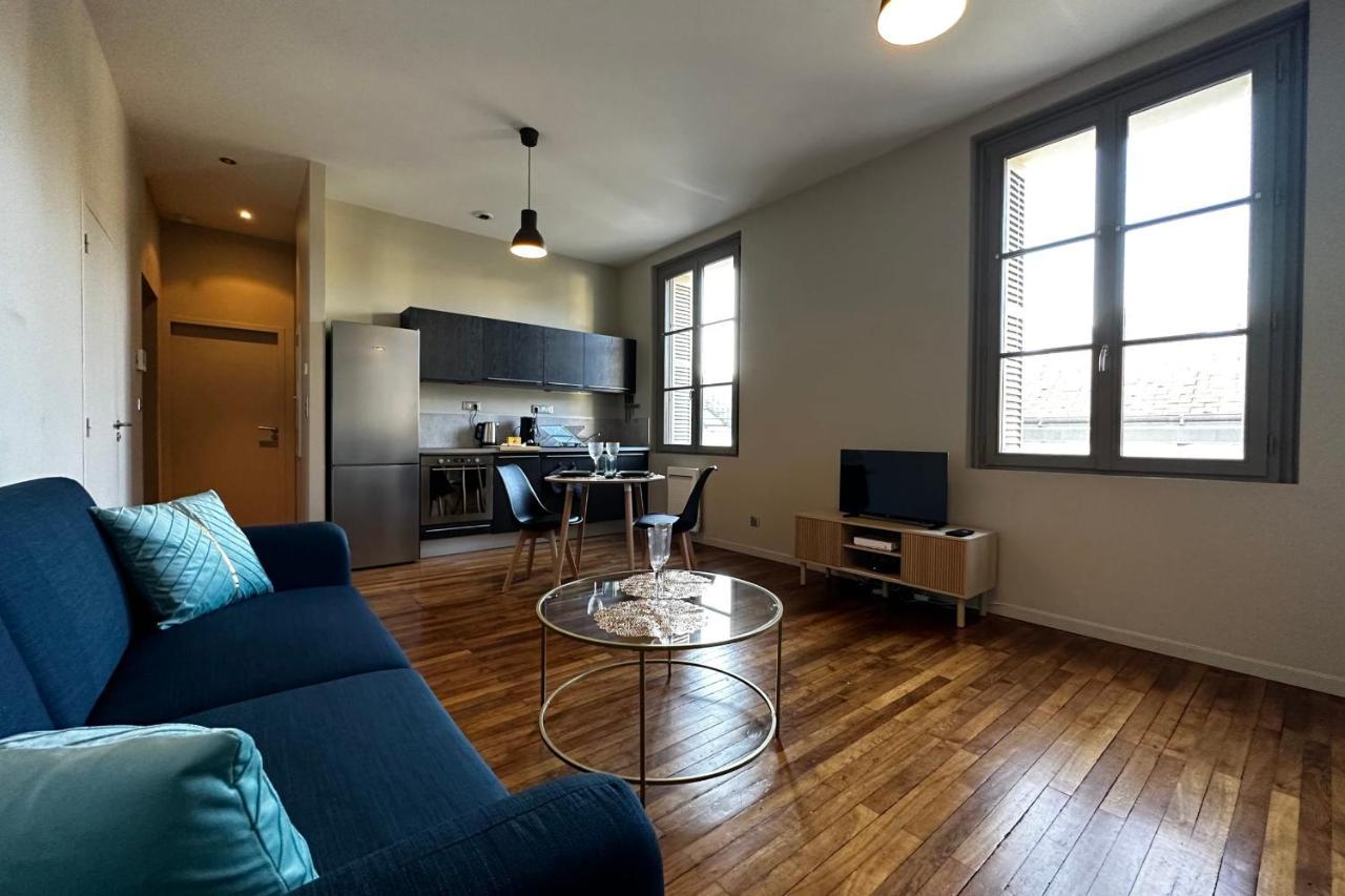 Le Magistral Beautiful One-Bedroom Apartment In The Historic Heart Of Тур Екстериор снимка