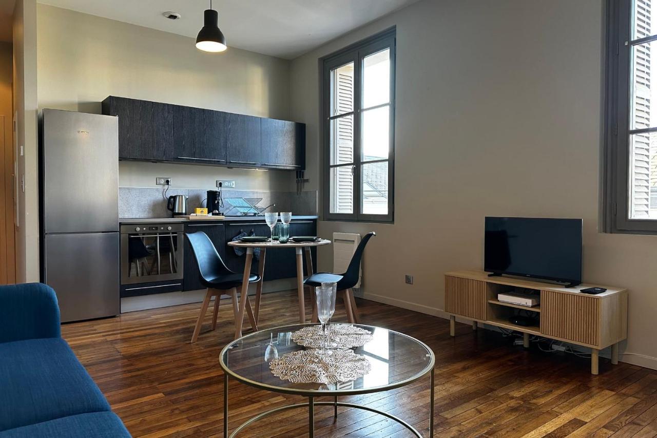 Le Magistral Beautiful One-Bedroom Apartment In The Historic Heart Of Тур Екстериор снимка