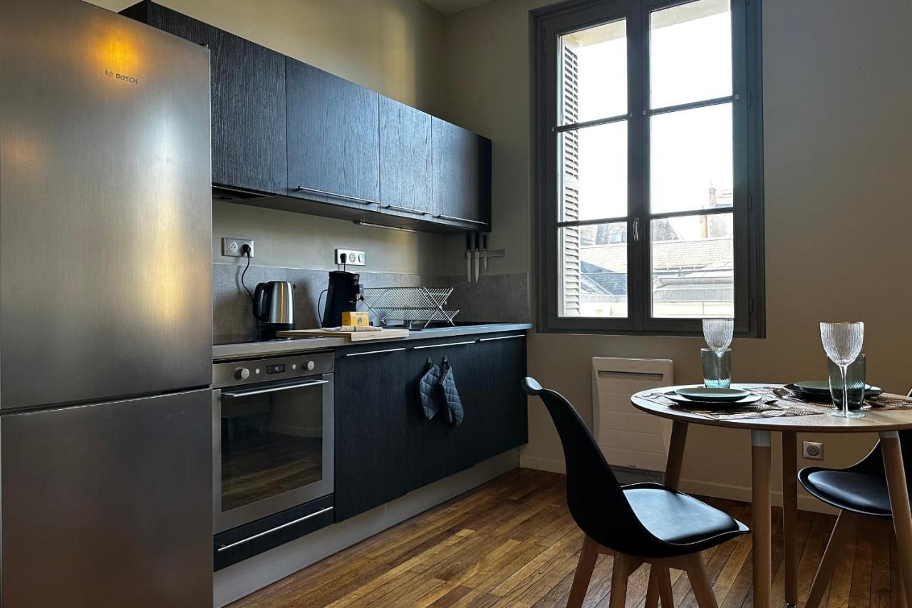 Le Magistral Beautiful One-Bedroom Apartment In The Historic Heart Of Тур Екстериор снимка