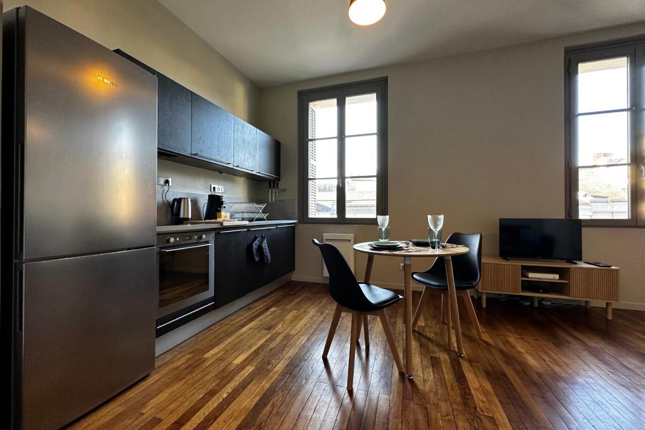 Le Magistral Beautiful One-Bedroom Apartment In The Historic Heart Of Тур Екстериор снимка