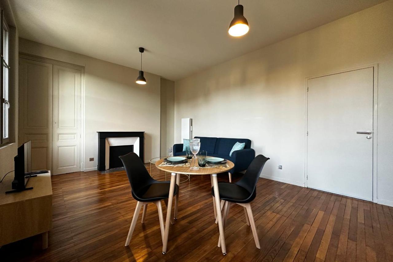 Le Magistral Beautiful One-Bedroom Apartment In The Historic Heart Of Тур Екстериор снимка